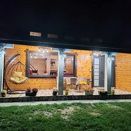 Kucica Od Drveta 1 *