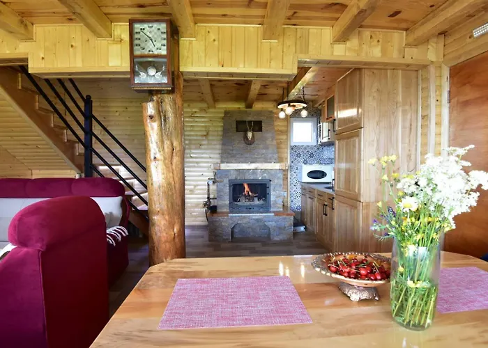 Kucica Od Drveta 1 *