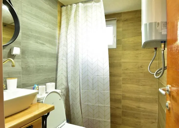 Kucica Od Drveta 1 *