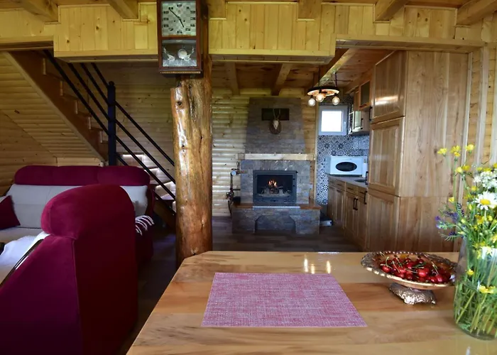 펜션 Kucica Od Drveta 1 *